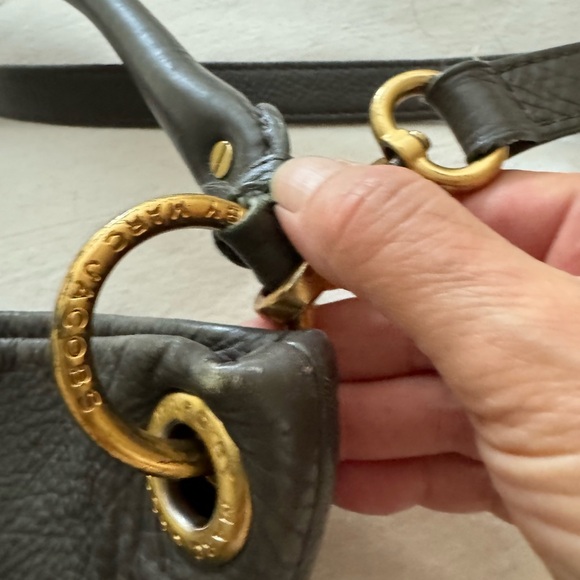 Marc by Marc Jacob taupe top handle/ cross over in good shape - Picture 4 of 9